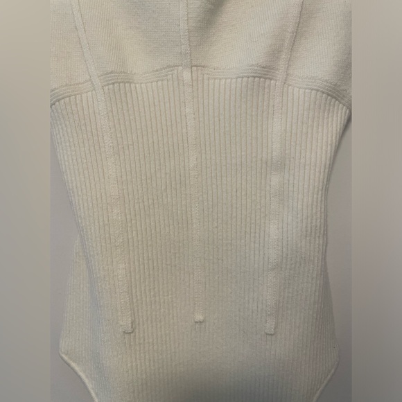 EUC Abercrombie & Fitch Knit Bodysuit, Size Small - Picture 3 of 6